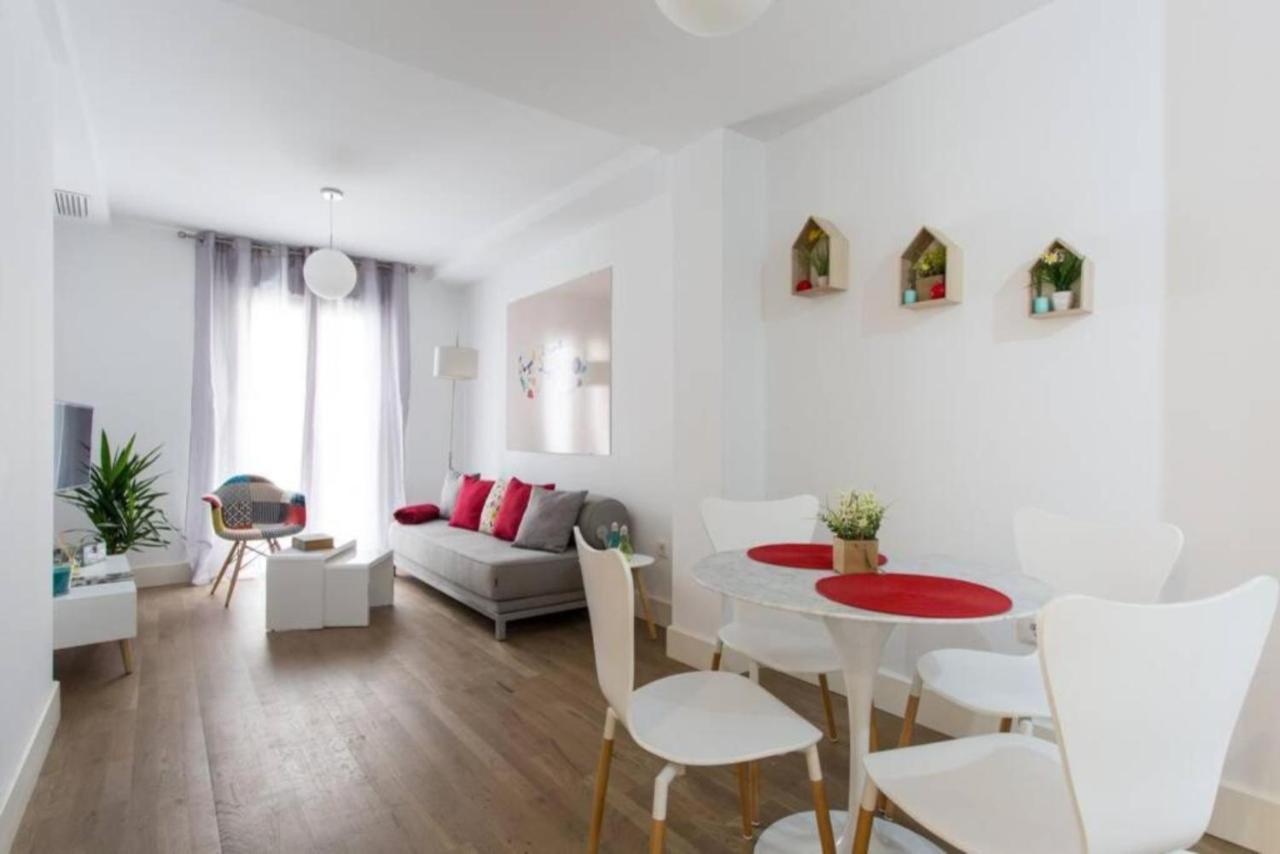 Pop Art, Un Aroma A San Julian En Enladrillada Apartment Seville Ngoại thất bức ảnh