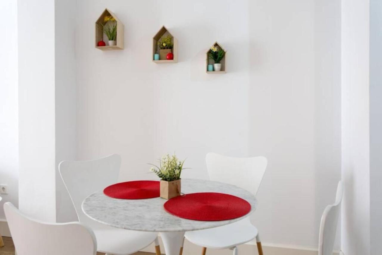 Pop Art, Un Aroma A San Julian En Enladrillada Apartment Seville Ngoại thất bức ảnh