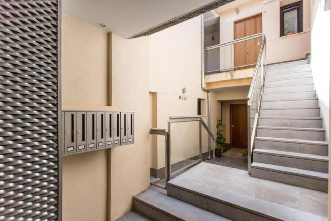 Pop Art, Un Aroma A San Julian En Enladrillada Apartment Seville Ngoại thất bức ảnh